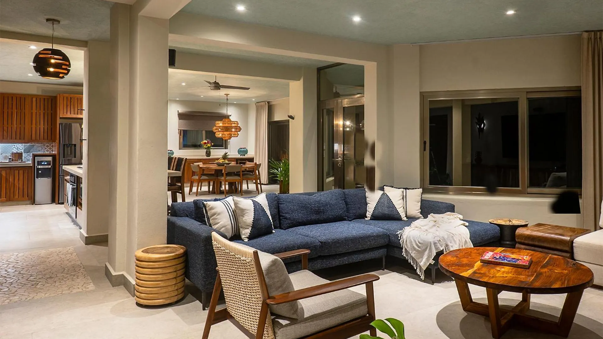 5Br Island Villa, Stunning Views, Saltwater Pool & Concierge Isla Mujeres