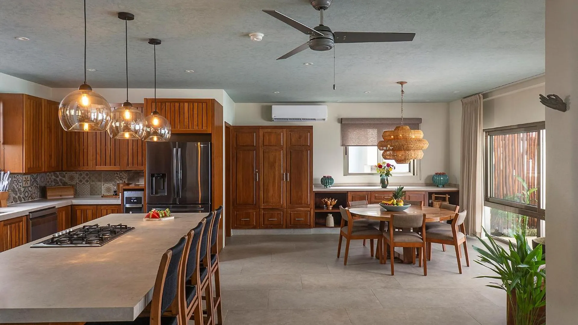 5Br Island Villa, Stunning Views, Saltwater Pool & Concierge Isla Mujeres 0*,