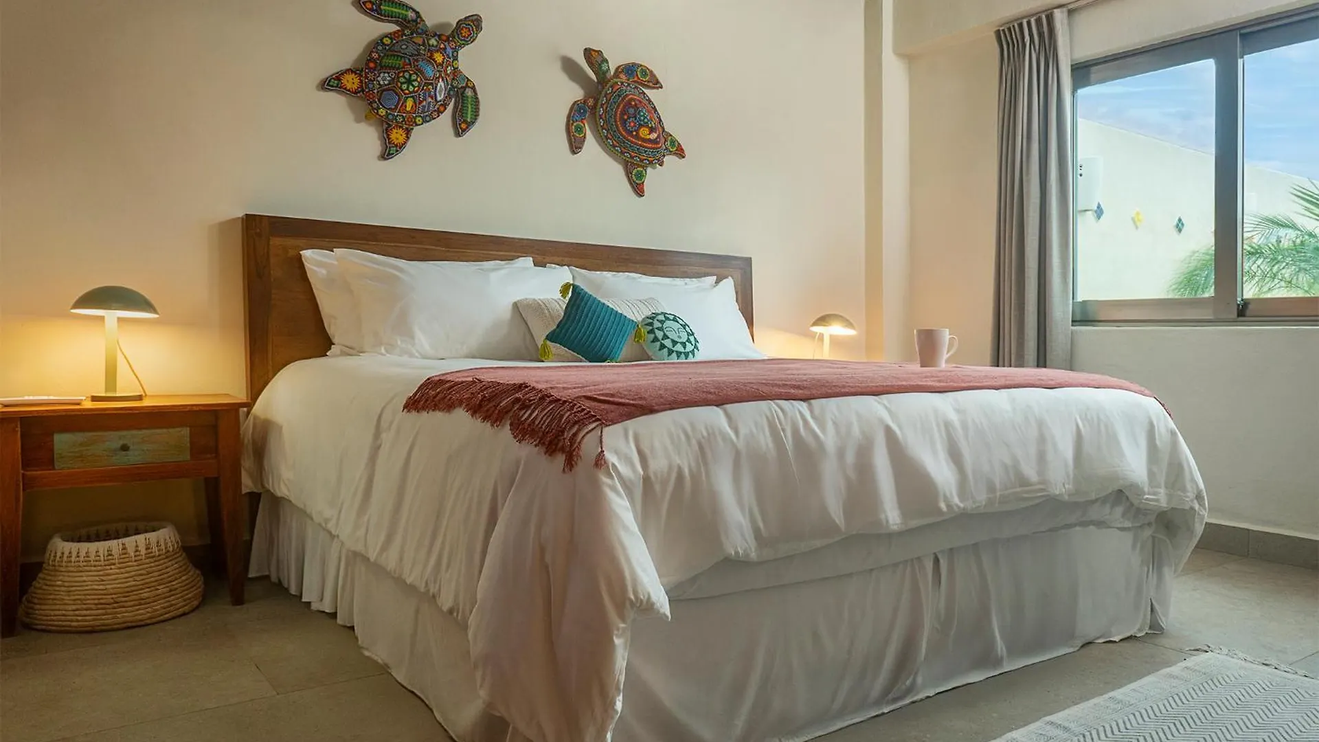 5Br Island Villa, Stunning Views, Saltwater Pool & Concierge Isla Mujeres 0*,  Mexico