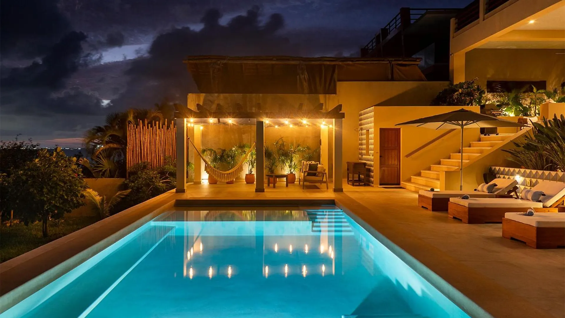 Villa 5Br Island Villa, Stunning Views, Saltwater Pool & Concierge Isla Mujeres