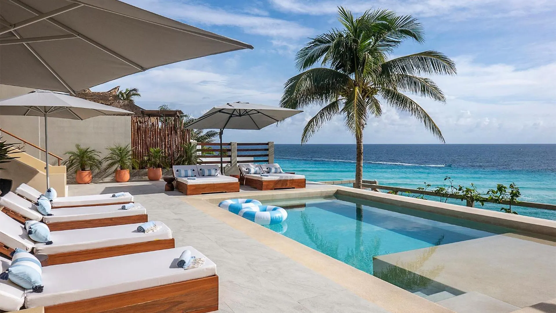 5Br Island Villa, Stunning Views, Saltwater Pool & Concierge Isla Mujeres 0*,