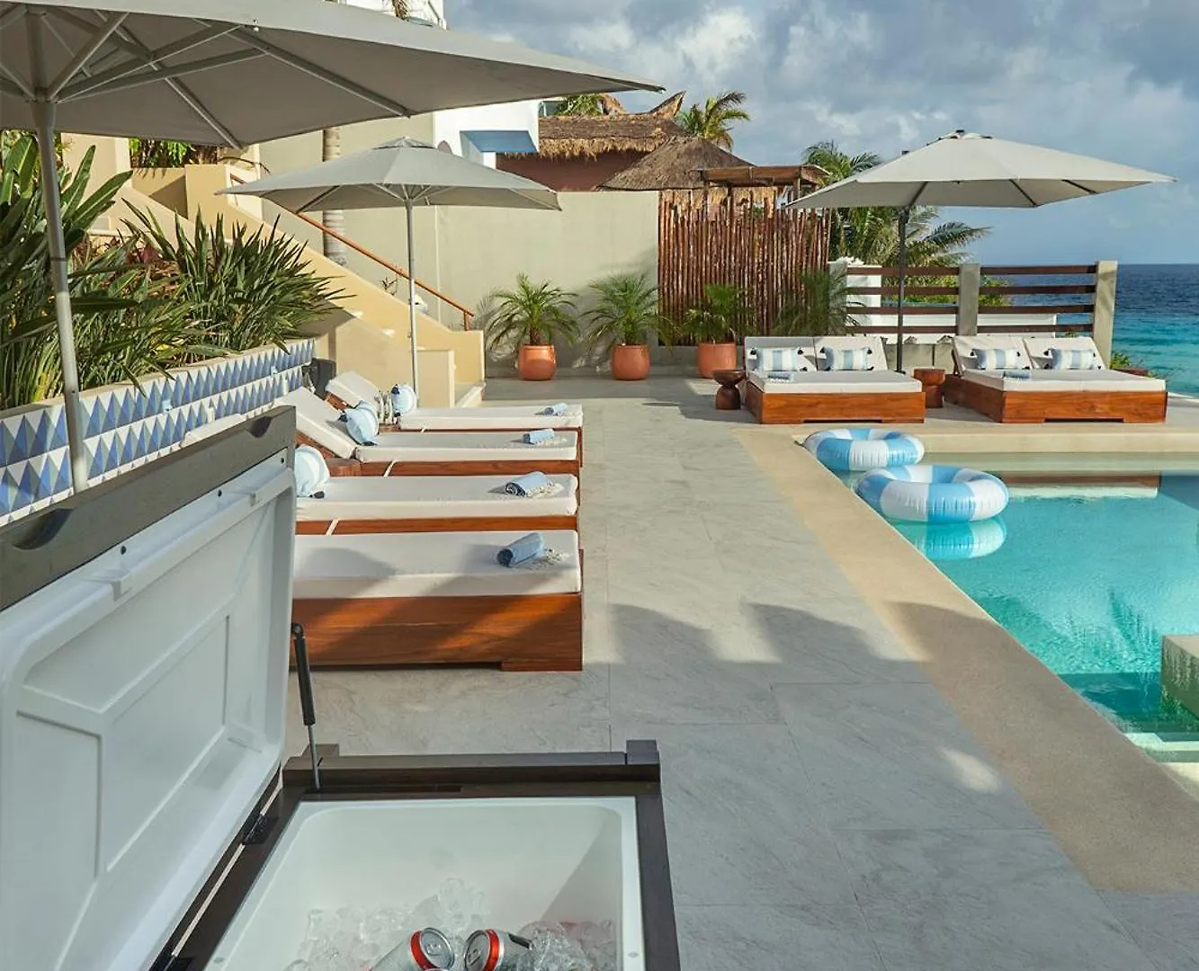 5Br Island Villa, Stunning Views, Saltwater Pool & Concierge Isla Mujeres 0*,